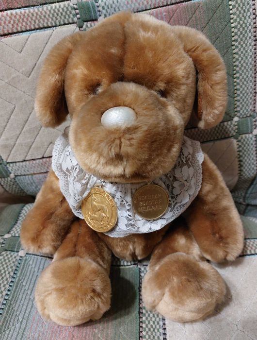 Пёс мягкая игрушка. Собака