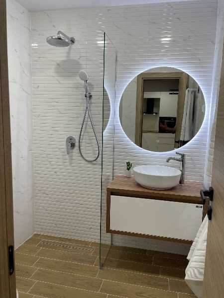 Продава се Двустаен апартамент в Пловдив, Остромила - 69 кв.м за 1883 €/кв.м - Снимка #9