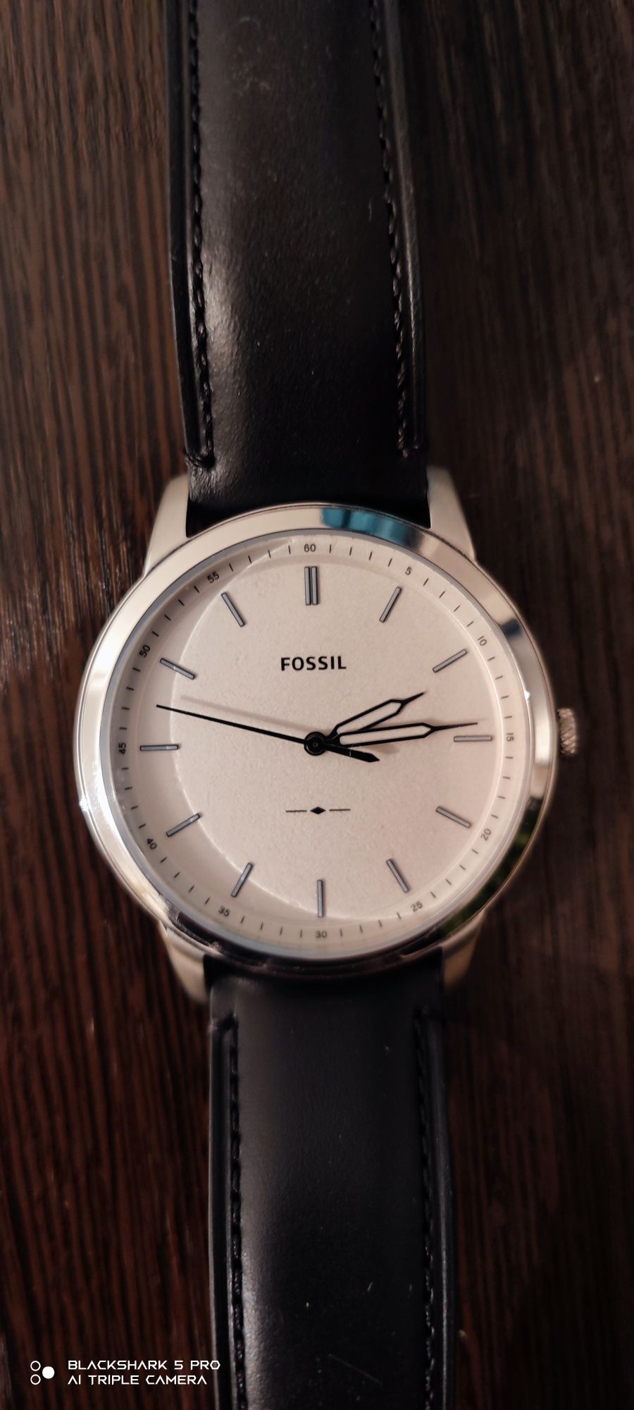 Fossil The Minimalist Slim Three-Hand Light Black Leather Watch