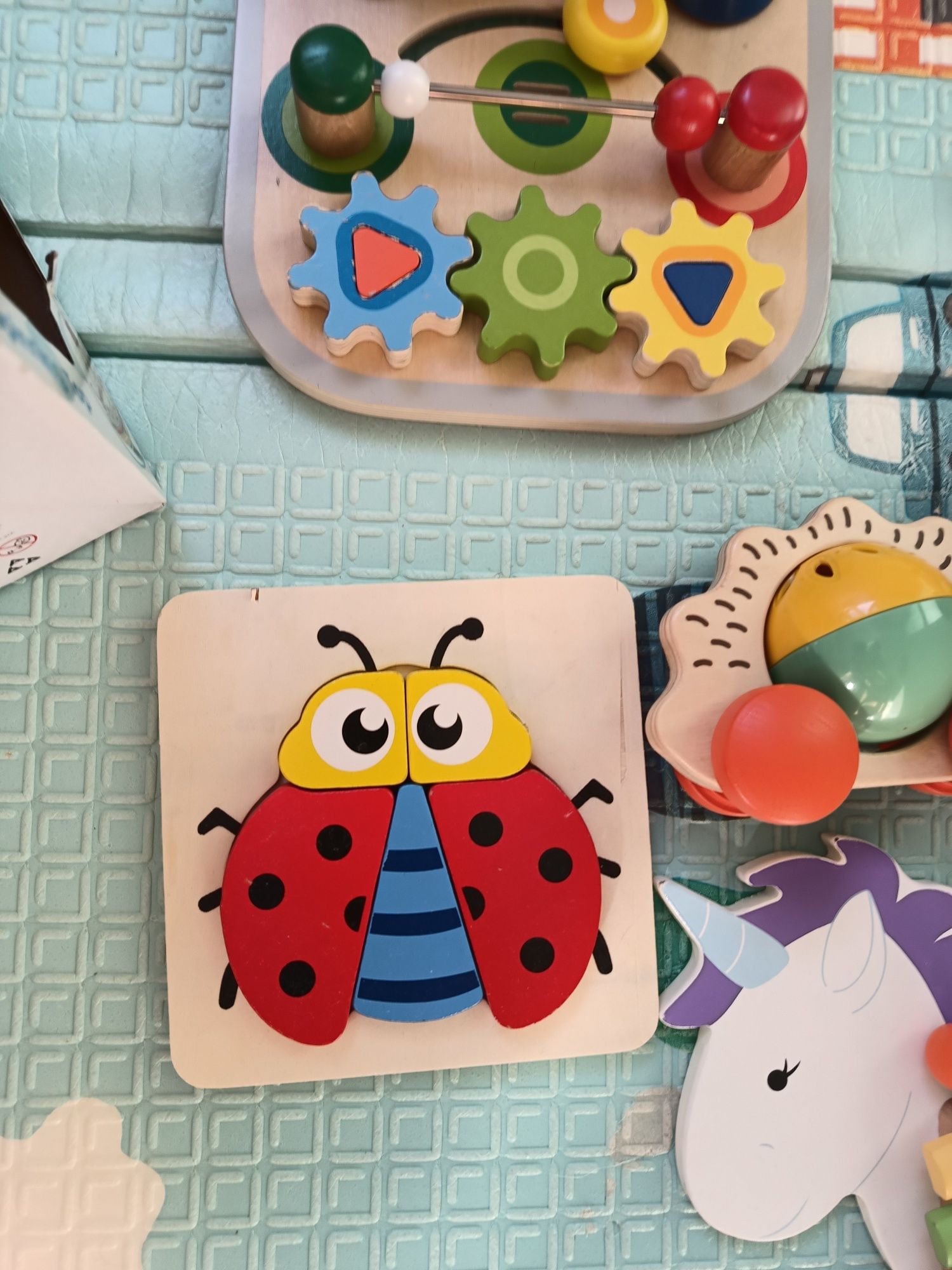 Лот дървени играчки