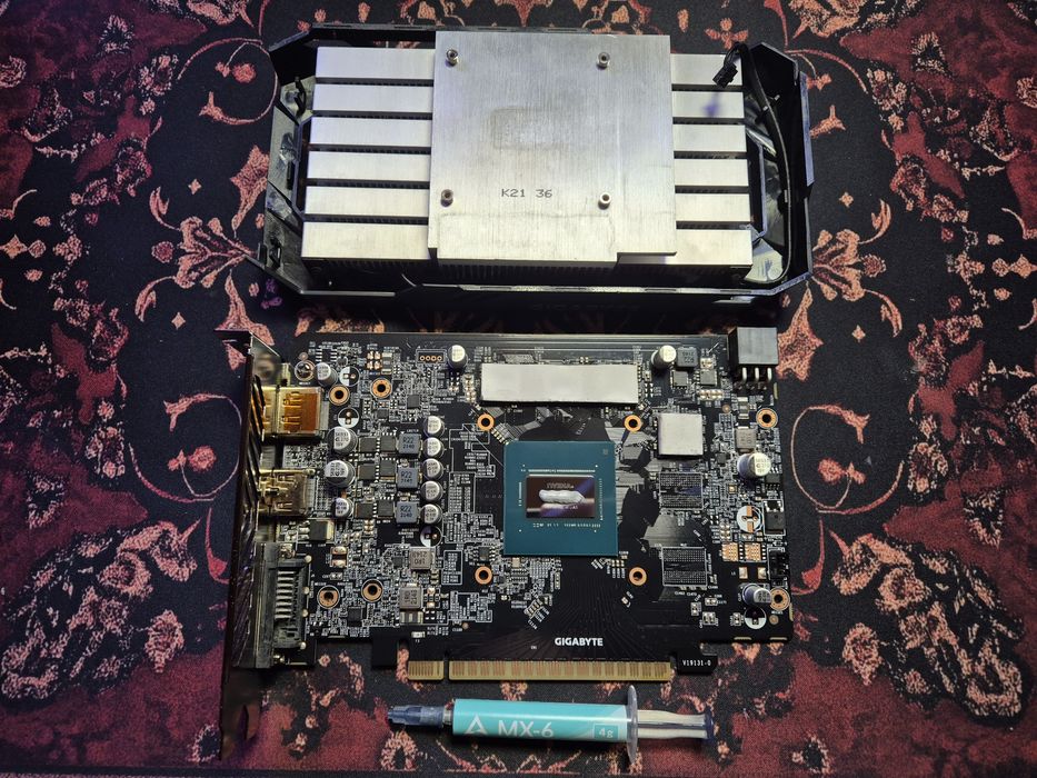 Placă video Gigabyte GeForce GTX 1650 OC 4GB GDDR5