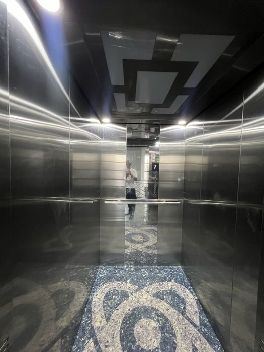 Продаётся Шайхонтохур р-н Белтепа 98 квадрат 7-этаж 7 этажный дом Своя