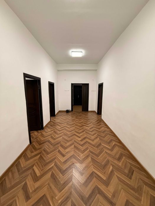 Аренда офиса в центре! Первая линия,70 м — лучший вариант в Яккасарае!