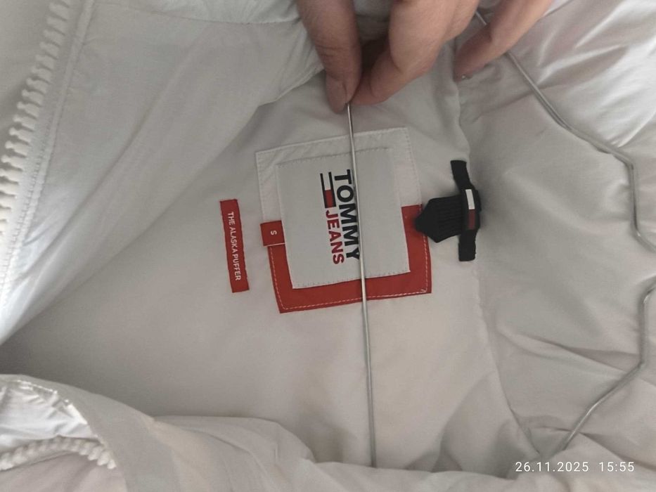 Tommy Jeans midi alaska puffer jacket in white