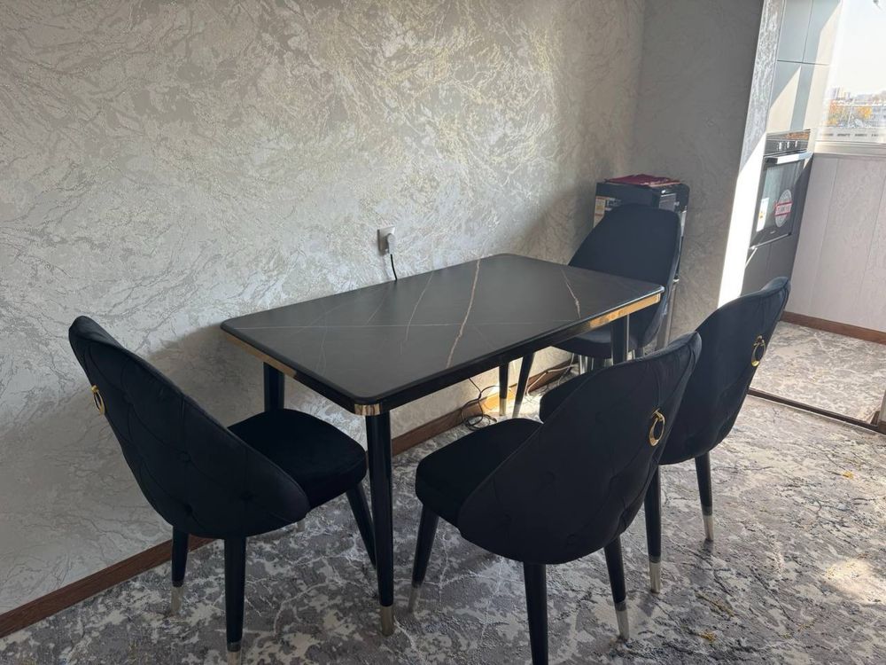 Stol stul 4/1 OSHXONA va KAFE uchun mojalangan