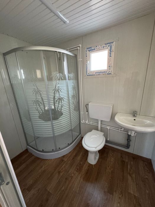 Vând containere modulare