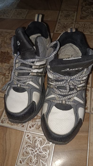 Зимние кроссовки