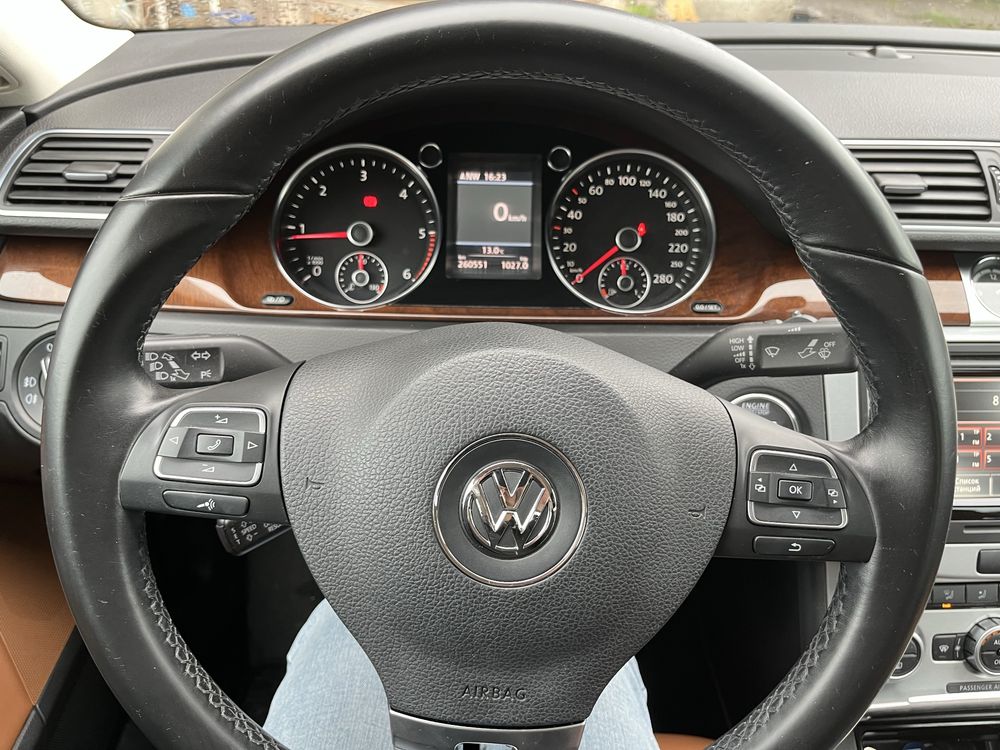 Volkswagen Passat CC 2013