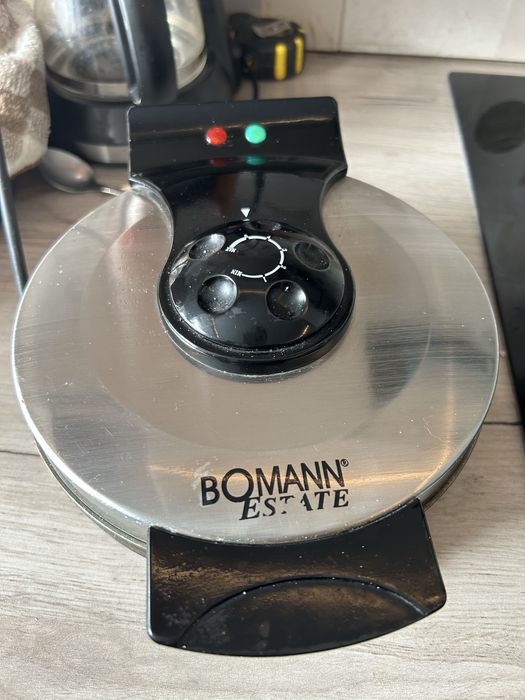 Продам вафельницу