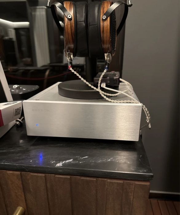 Vand 2 amplificatoare Burson Audio Timekeeper, 2x240W in 8ohm