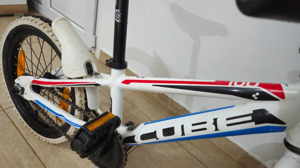 Bicicleta copii Cube 160 aluminiu roti 16 inch