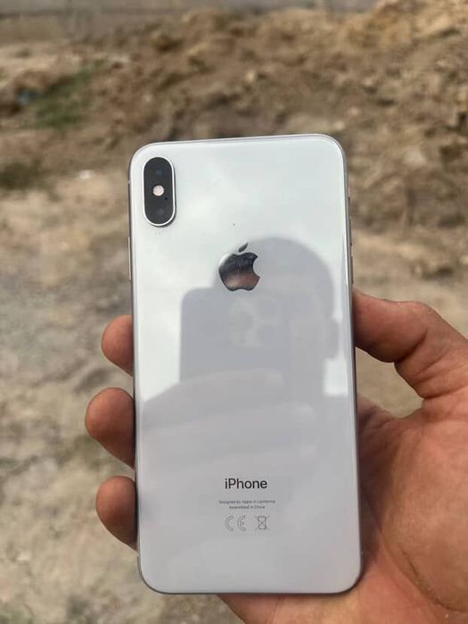 Xs max 256  86 yomkist Aybi yoq Ekranda ozgina Qora joyi bor