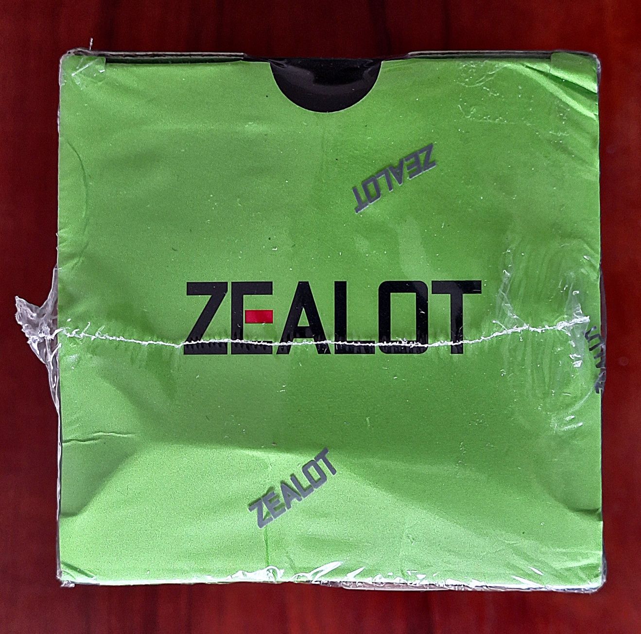 Продавам нова bluetooth 5.2 колонка марка ZEALOT s51