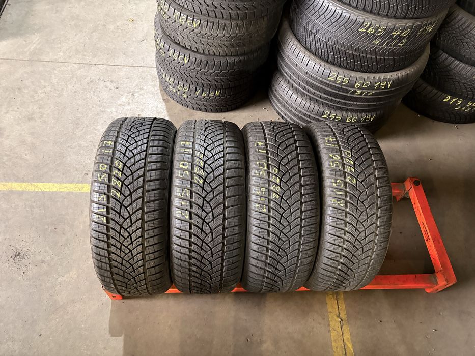 Anvelope iarna 215/50/17 Goodyear Ultra Grip Performance 215 50 17