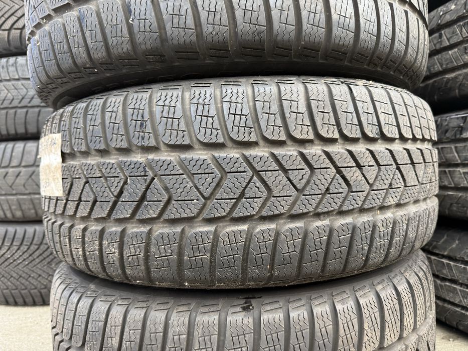 Anvelope 225/50/17 Pirelli