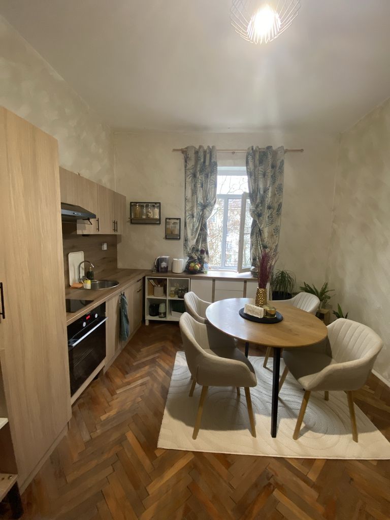 Продава се Двустаен апартамент в Димитровград - 56 кв.м за 1002 €/кв.м - Снимка #1