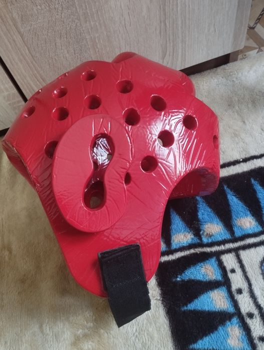 Шлем для таэквондо