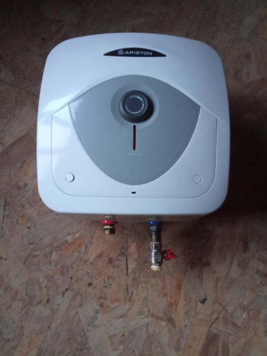 Boiler electric Ariston,perfect functional