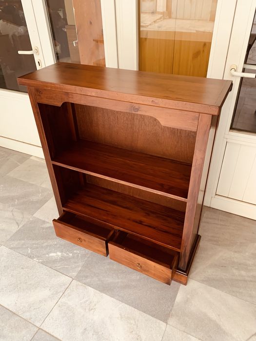 Масивен дървен шкаф / етажерка – ръчна изработка, внесен от Дания