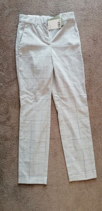 Pantaloni HM marimea 32 noi