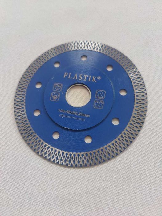 Dispozitiv adaptor taiere la 45 de grade placi ceramice pentru flex