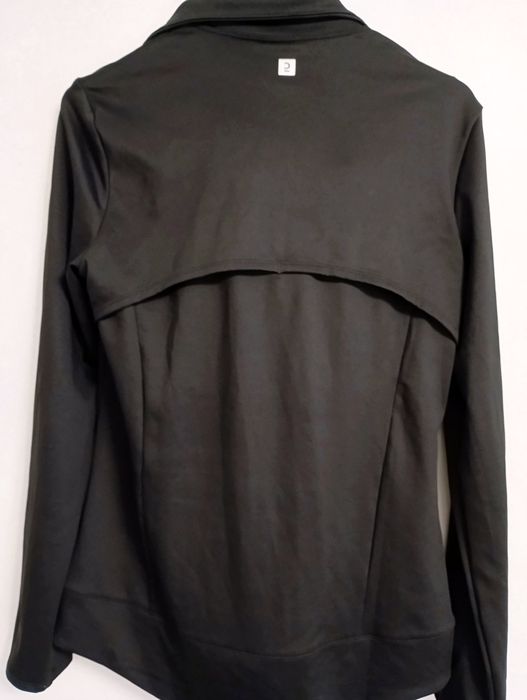 Черен спортен екип