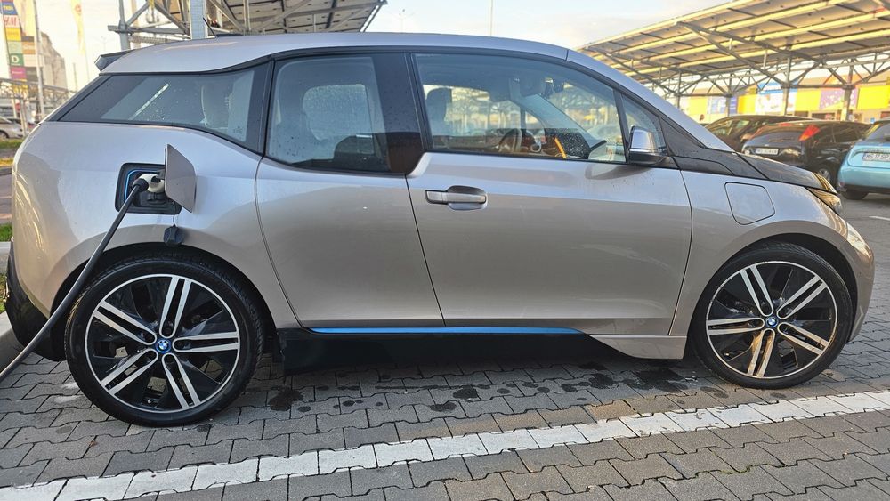 Bmw i3 Rex Plug-in Hybrid baterie 94% panoramic, jante iarna vara 20"