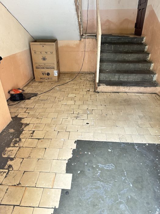 Уборка подъездов профисиональным оборудованием