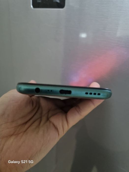 Реалми 7i сотилади