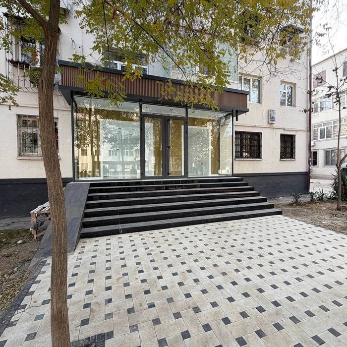 Продаётся Коммерческое Помещение 38кв.м Вдоль Дороги ор.Саломатина