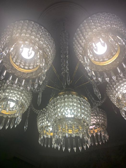 Люстра Чехия хрустальная семирожковая. Идеальное состояние.