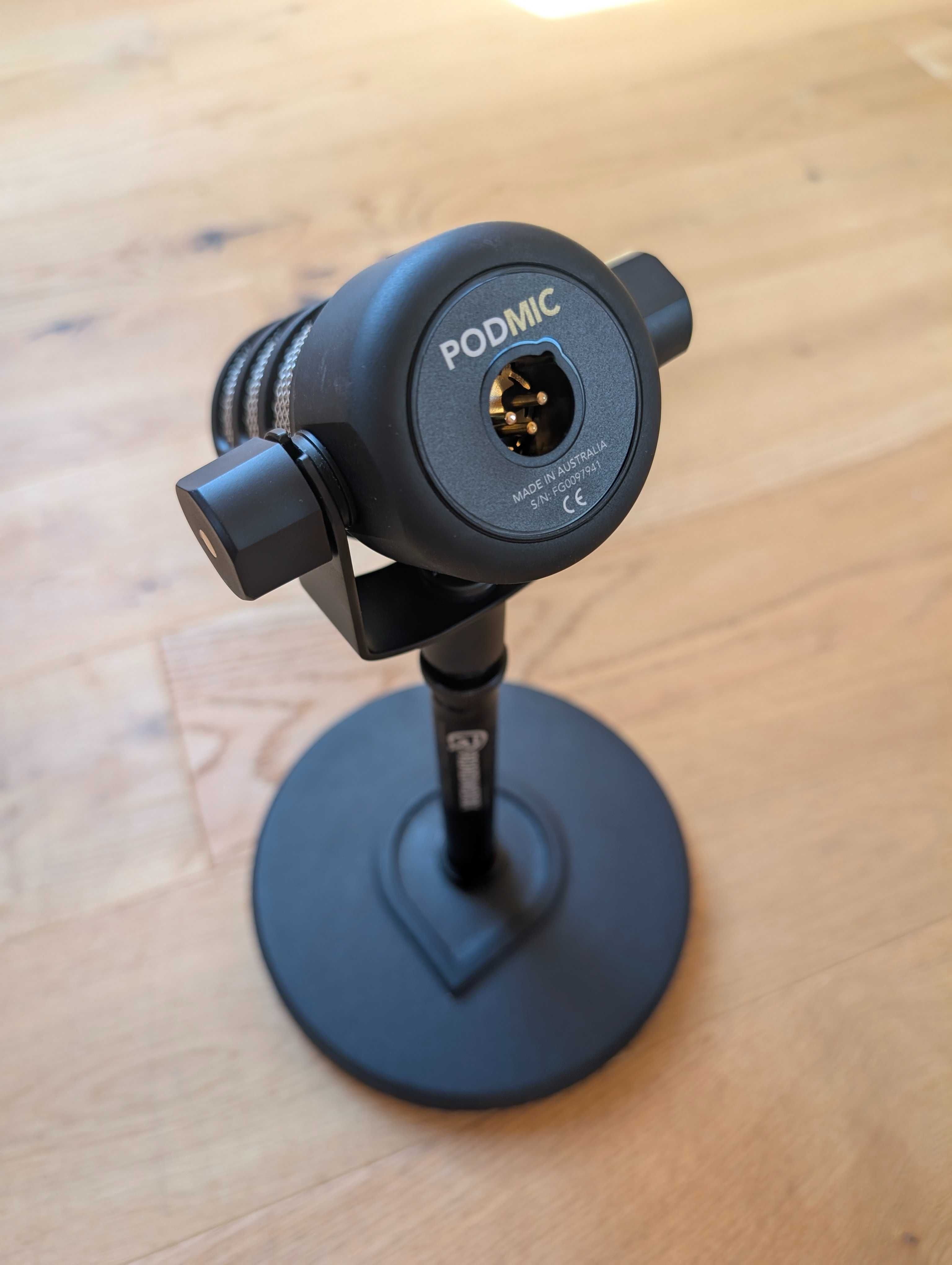 Звукозаписно студио за подкасти. Zoom PodTrak P4 + 3x Rode PodMic