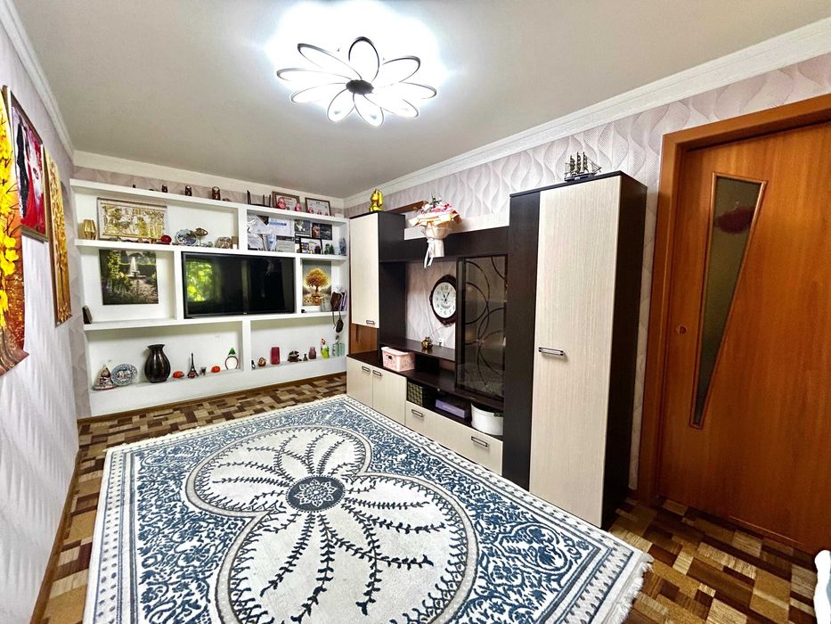 3-комнатная квартира Кирпичный дом 1964г. ул. Пичугина, 248