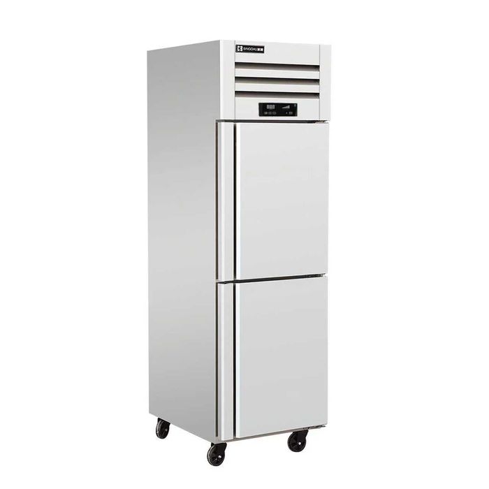 Продам профессиональный холодильник бренда CHEF