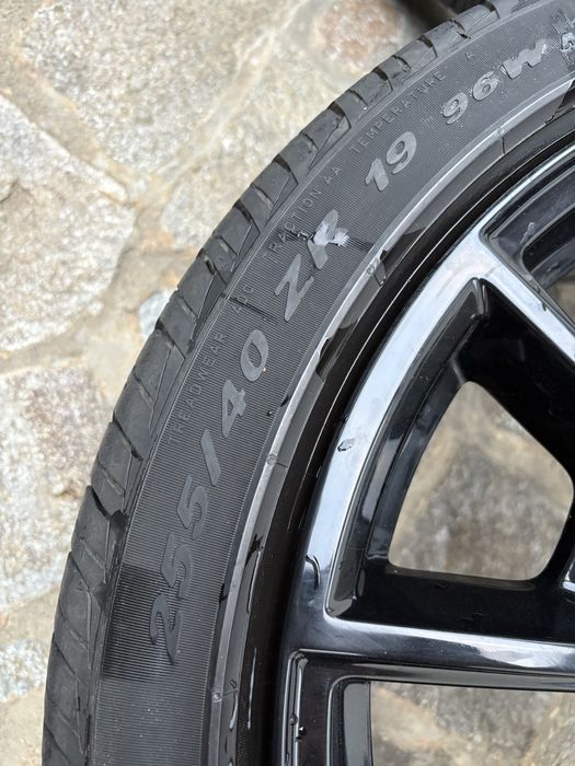 Оригинални джанти с гуми Форд Мустанг 19 цола