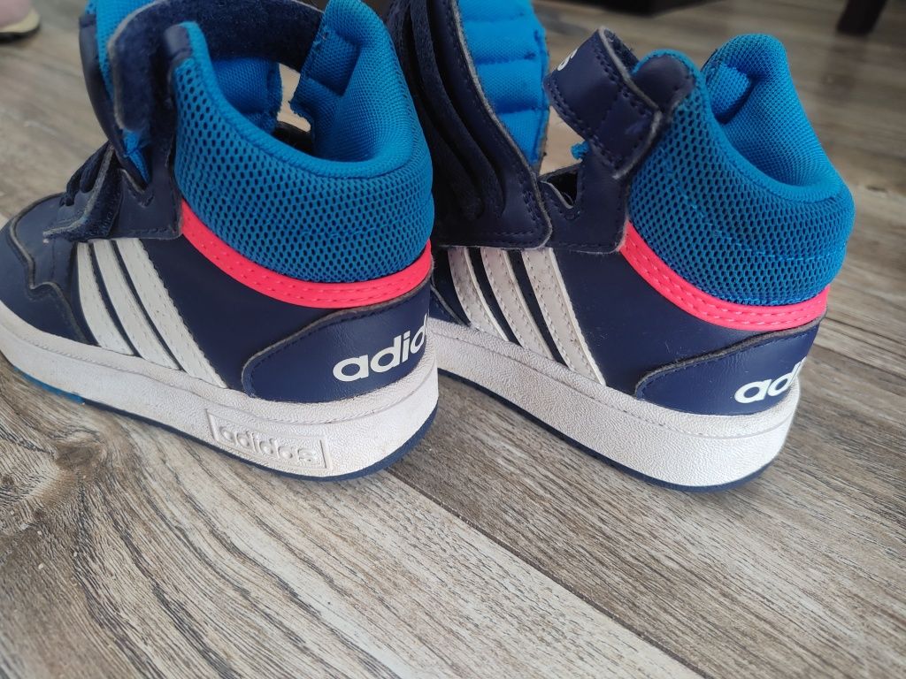 Детски кецове Adidas 25ти номер