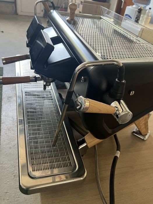 Espresor profesional Barista Attitude STORM Multiboiler 2 gr. model SH
