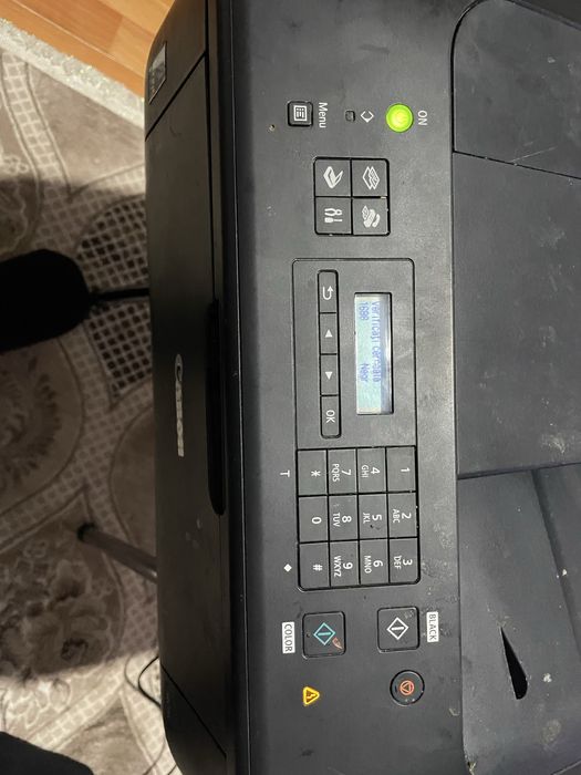 Vând Imprimanta multifuctionala Canon