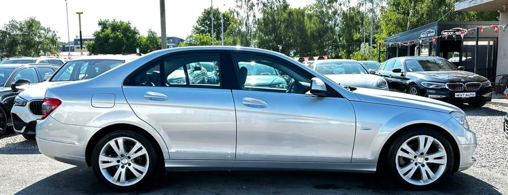 Mercedes C 200 CDI 2.2 Diesel • Ръчни скорости • Отлично състояние