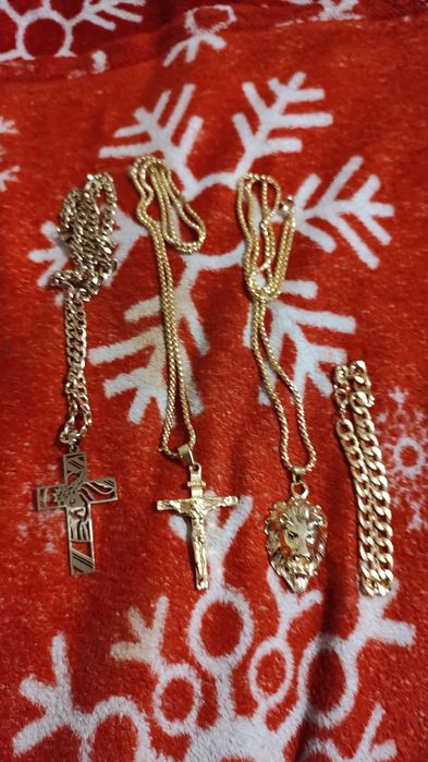 Vând bijuterii imitație aur