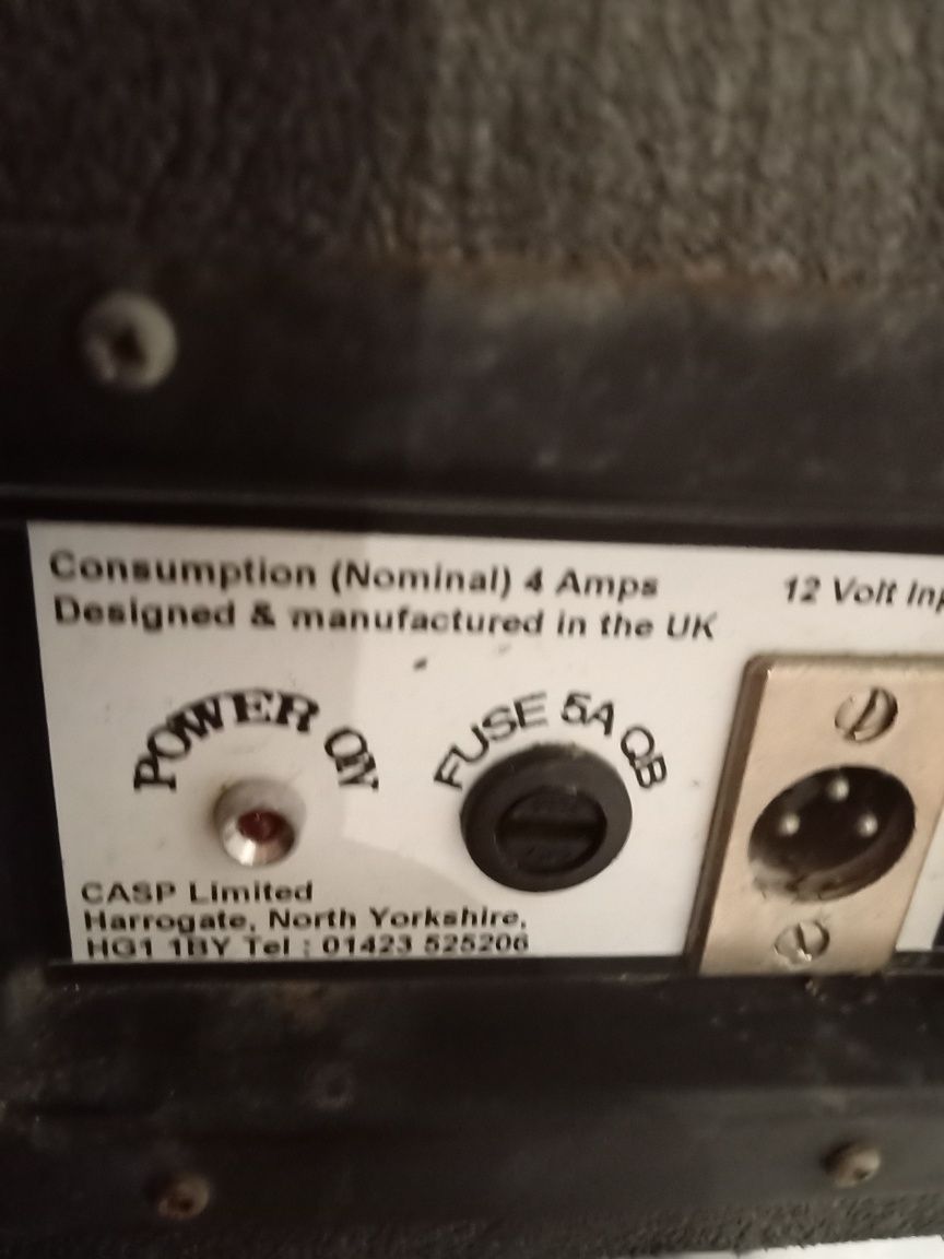 Incubator portabil