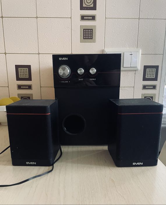 Продам колонки Sven