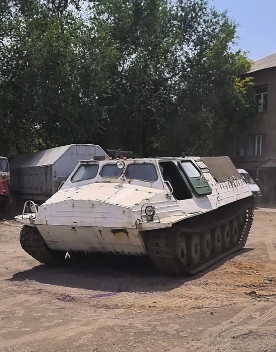 ГТТ гусеничный тягач. СССР