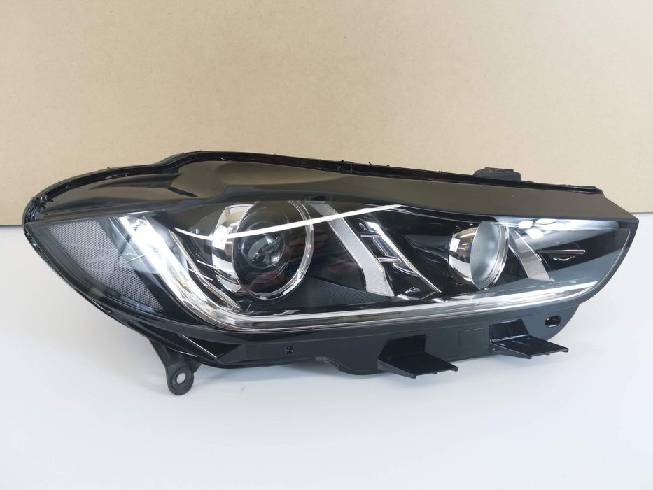 Фар Дясно Ксенон Ягуар ХЕ / Jaguar XE 1 Оригинален В Добро Състояние