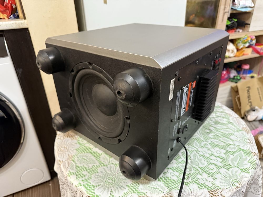 JBL SUB-140 Subwoofer 8”