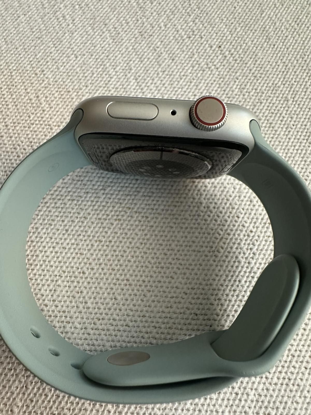 Apple Watch Series 8 + cellular