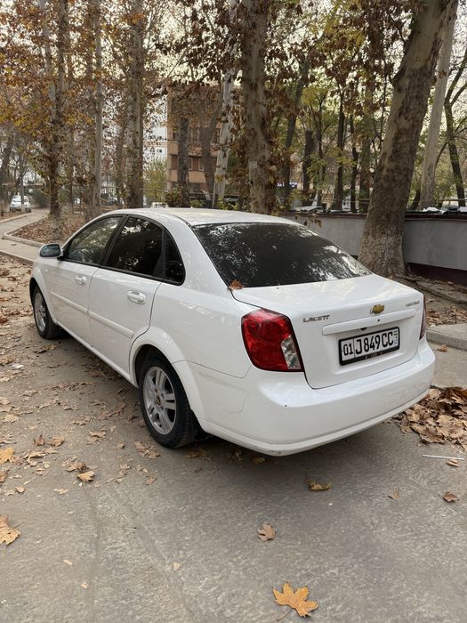 Lasetti MT 2011y. Gazi bor