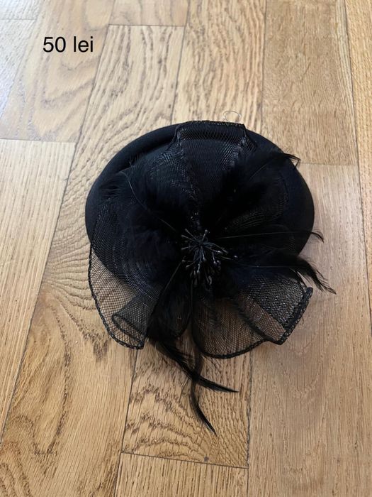 Toca albastra / bej / neagra / grena / alba - diverse modele