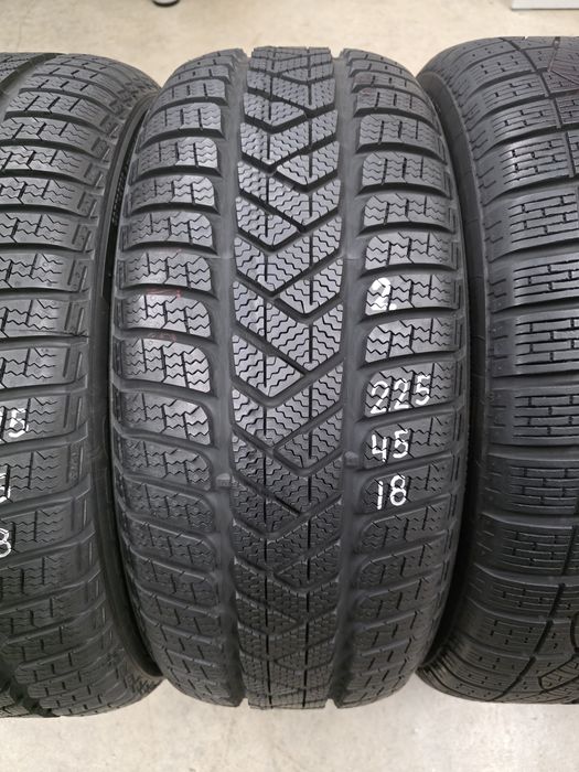255/40/18 & 225/45/18 PIRELLI WINTER Неразличими от НОВИ-DEMO