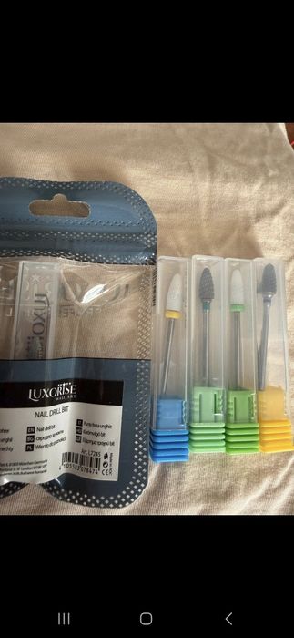 Cosmetica manichiura/ pedichiura